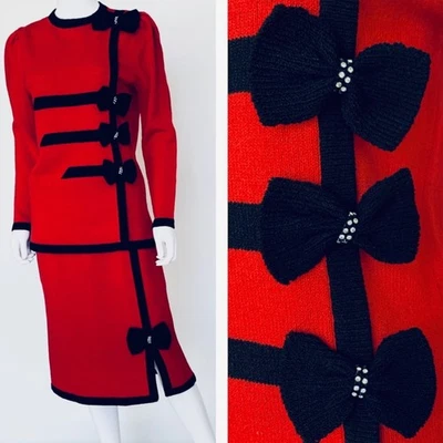 Conjunto de falda y top rojo tejido Santana estilo vintage años 80 Chanel St John lazos MEDIANO Foto 1 de 4