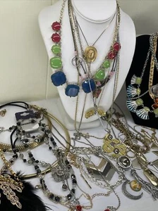 Lot of Assorted Mix Jewelry Pieces Chains Necklaces Pendants Some Vintage 25 Pcs - Picture 1 of 14
