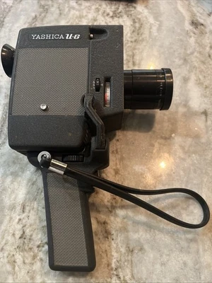 Lente zoom reflejo portátil de 8 mm para cámara de películas Yashica U-G de colección sin probar para piezas Foto 1 de 4