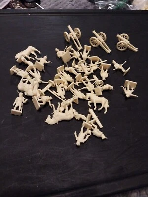 Modelos Airfix escala ho/00 Waterloo artillería francesa.  01737-8 Foto 1 de 4