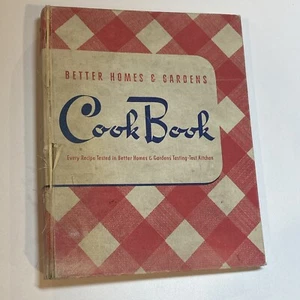 1942 Better Homes & Gardens Cook Book Vintage 2nd Printing Cookbook *cover damag - Picture 1 of 6