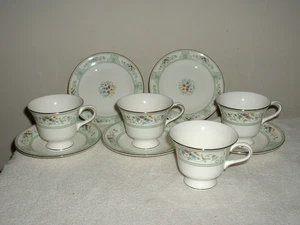 9 Pieces Wedgwood Agincourt Cups, Saucers, Bread Plates - Picture 1 of 3
