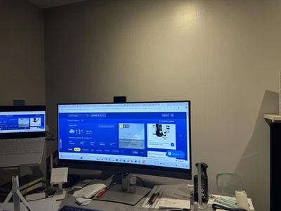 Dell 34" WQHD Curved Microsoft Teams Certified Monitor, USB-C, HDMI, DP, Webcam - Image 1 of 4