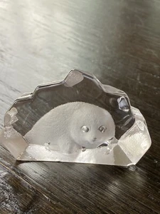 Mats Jonasson Small Signed Crystal Paperweight Baby Seal - Picture 1 of 2