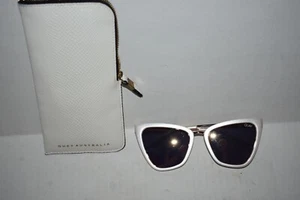 QUAY Australia Reina 125 Gafas de sol Mujeres Espejo Dorado Ojo de Gato Lentes Estuche - Imagen 1 de 3