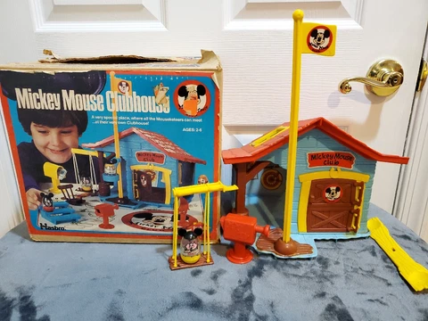 Vintage 1976 Hasbro Walt Disney Mickey Mouse Weebles Clubhouse Accessories Cover
