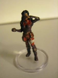 SIORA QUINNDOVE, PATHFINDER miniature #40/50 Darklands Rising Pathfinder Wizkids - Picture 1 of 4