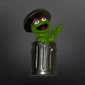 Figura Hasbro Sesame Street Workshop Oscar the Grouch 2010 B23 - Imagen 1 de 5