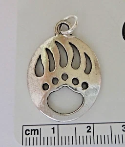 Dije mascota con garra de oso recortada de plata peltre de 30x22 mm - Imagen 1 de 3