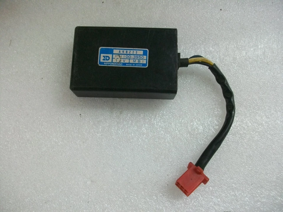 Nice! 1984 Honda VF700C Magna 84-85 VF700F VF700S Sabre Interceptor TESTED - Image 1 of 4