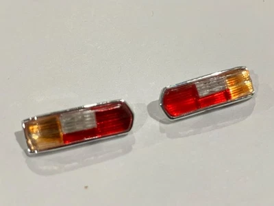 Luzes traseiras de freio Minichamps Mercedes-Benz 300SEL peças de restauração em escala 1/18 - Imagem 1 de 2