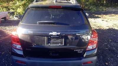 Used Deck Lid fits: 2016 Chevrolet Trax privacy tint opt AKO w/rear view camera Foto 1 de 4