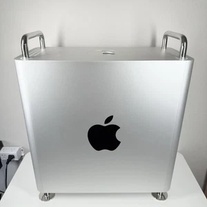 2019 Apple Mac Pro 3.5GHz 8-Core / 32GB RAM / 250GB SSD / AMD Radeon Pro 580x - Picture 1 of 21