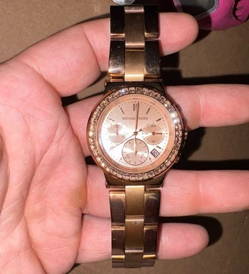 Relógio cronógrafo feminino Michael Kors MK5586 ouro rosa - Imagem 1 de 4