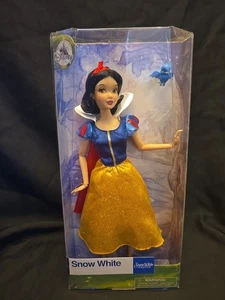 NUOVO in scatola Disney Store Principessa 12'' BIANCANEVE con uccellino blu - Foto 1 di 12