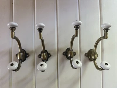 Antiguo gancho de pared de porcelana de acero recubierto de latón vintage para cabaña de 4 piezas Foto 1 de 4