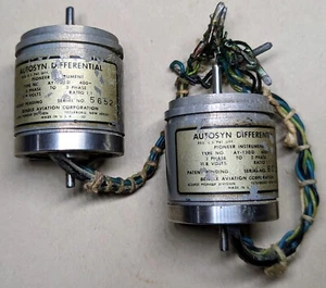 Pair of Bendix Autosyn Differential servos, model AY-130D - Pioneer Instruments - Picture 1 of 1