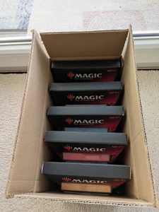 Magic The Gathering Ikoria: Lair of Behemoths Commander Deck 2020 - Bild 1 von 2