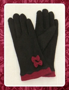 BNWT, LAGENLOOK,  BLACK, WOOL/CASHMERE-BLEND, BOW TRIM, FUR-LINED GLOVES - Picture 1 of 6