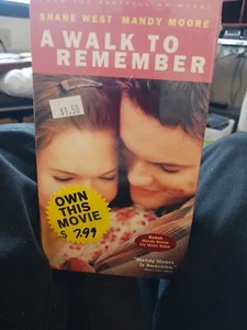 A Walk To Remember VHS 2002 Mandy Moore Shane West Warner Brothers New - Picture 1 of 1