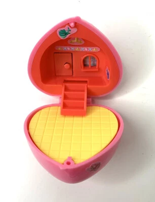 Disney x Polly Pocket Sleeping Beauty Mini Heart Playset Toy Japan - Image 1 of 4