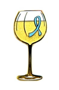 Alfiler de cinta azul claro vaso de vino blanco cáncer causa concienciación apoyo degustación - Imagen 1 de 7