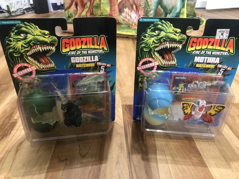 1994 Trendmasters Godzilla King Of The Monsters Godzilla and Mothra Harched New! Cover