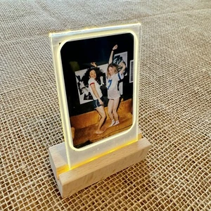 Paquete de 5 - Instax Mini Marco de Fotos Iluminación LED Soporte de Madera para Foto 2x3" - Imagen 1 de 5