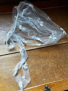 Vintage leichtes weißes Netz mit Schleifenband Mütze Schal Schleier - 11,5 x 7 Zoll kein - Bild 1 von 4