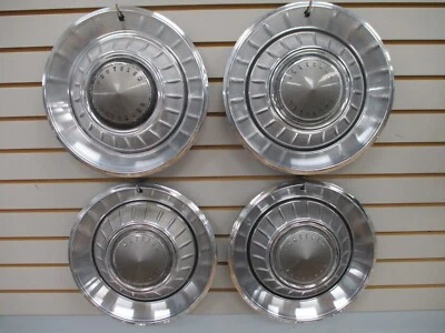 Chrysler Newport 1968 cubierta de rueda cubierta de rueda tapacubos juego de equipos originales 68 Foto 1 de 4