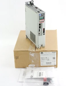 Allen Bradley 2198-H040-ERS Kinetix 5500 Ser A 3-Phasen Servoantrieb - Open Box - Bild 1 von 11