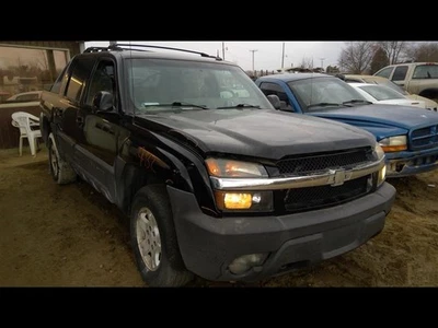 Puerta delantera del conductor con revestimiento inferior del cuerpo se adapta 03-06 AVALANCHE 1500 18549 Foto 1 de 4