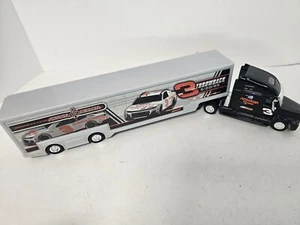 2018 Wave 6 Austin Dillon Darlington Throwback Hauler 1/64 NASCAR Authentics - Picture 1 of 1