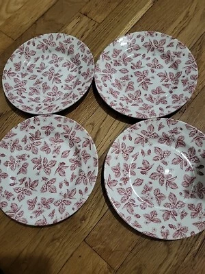 4 PORCELAIN PINK ON WHITE STRAWBERRIES SALAD Plates ENGLAND 6.5 In - Image 1 of 3