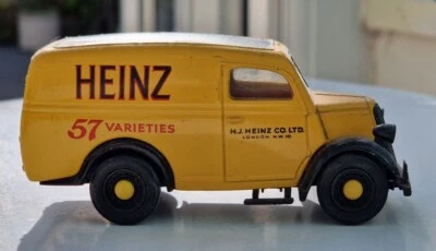 Dinky 1988, Ford 1950 E83W Van Heinz 57 Varieties, Unboxed, Grt Condition  - Image 1 of 4