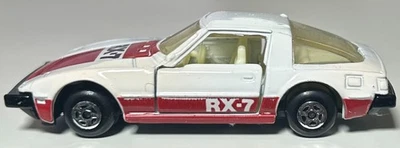 Matchbox Superfast blanco/rojo Mazda Savannah RX7 Foto 1 de 4