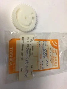 TOSHIBA  70333184  GEAR ASM 1292-32-1900 MCM     NOS - Picture 1 of 1