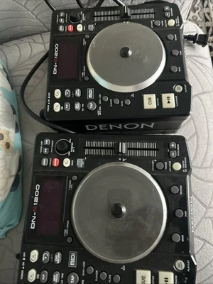 Denon DJ DN-S1200 Portable CD/MP3 USB Player MIDI Controller / READ DESC - Image 1 of 3