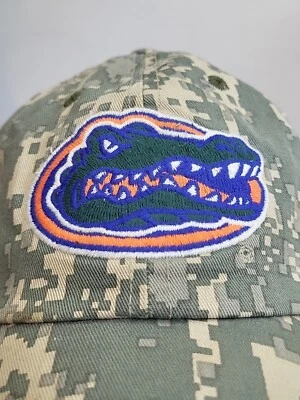 Gorro de pelota ajustable con tirantes cautivador camuflaje digital Florida Gator Foto 1 de 4