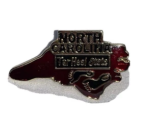 NORTH CAROLINA STATE LAPEL PIN NEW - Picture 1 of 2