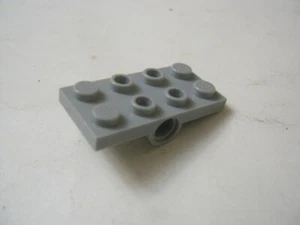 Lego  Lot 1 Light Gray 2x4 Plate With Bottom Axle Pin Holes, 26599 (028-9) - Picture 1 of 1