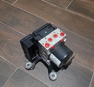 2008-2009 Toyota Tundra Extended Cab ABS Anti Lock Brake Pump Module Assembly - Изображение 1 из 4