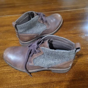 UGG Brompton Mens Sz 10 Chukka Boot Brown Leather Herringbone Tweed Grizzly shoe - Picture 1 of 4