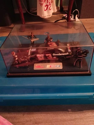 Racing Champions 1/24 Scale 09060 - Chevrolet #3 Nascar Pit Stop Show Case - Image 1 of 4