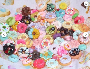 50 Stck. Gefälschte Requisite Puppen Essen Gemischte Größe Eis Donuts Süßigkeiten Harz Flatback Süßigkeiten - Bild 1 von 2