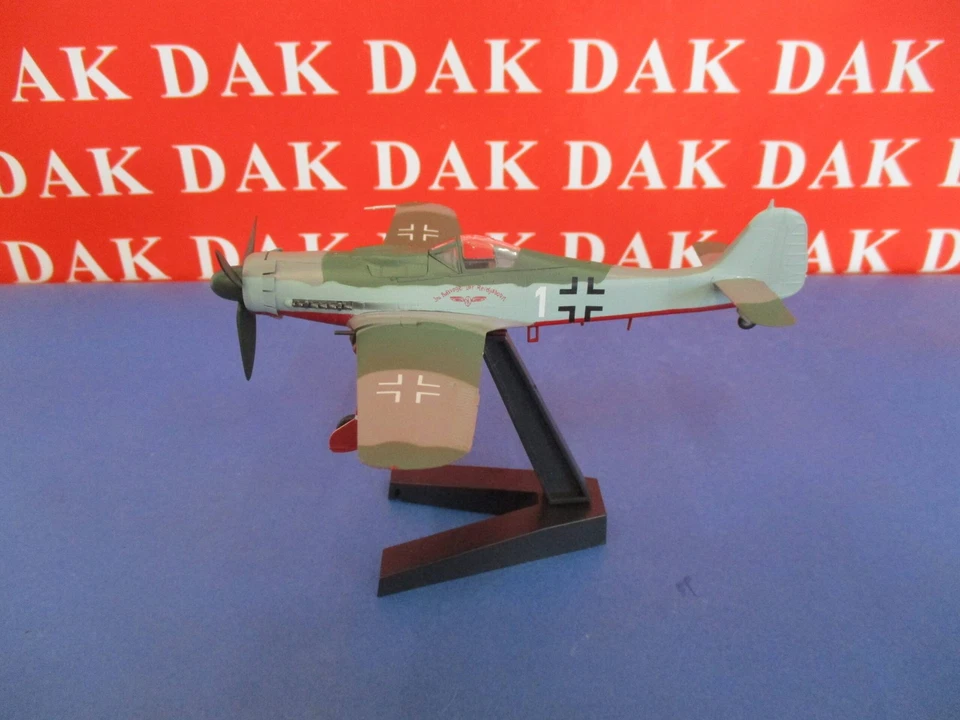 1/72 Modellino Aereo Aircraft Focke-Wulf FW 190D-9 Dora JV44 1945 Easy Model - Immagine 1 di 4