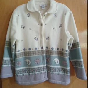 Chaqueta polar con botones manga larga Alfred Dunner Petite-PM lavanda-blanca floral - Imagen 1 de 24