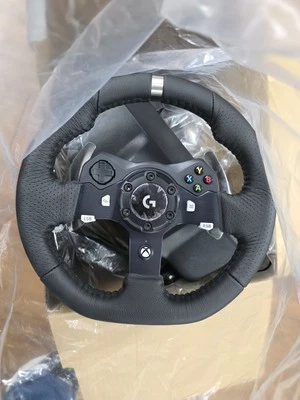 Logitech G920 Racing Wheel, pedais para Xbox X|S One e PC MAC - Imagem 1 de 2
