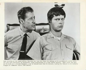 1970 Press Photo Robert Morse and Don Ameche Photo w/ caption paper see pics - Picture 1 of 2