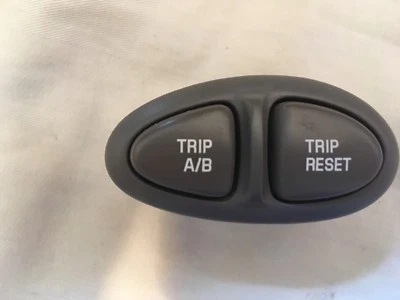 OLDSMOBILE AURORA POWER TRIP 2001 2002 2003 A/B trip interruptor de restablecimiento bisel OEM tostado Foto 1 de 3